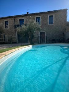 Au cocon des Corbière - La bohème