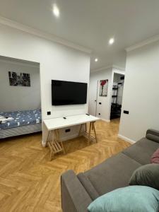 Одесса Malenkaja Italy s terrasoi na krushe