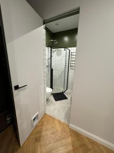 Одесса Malenkaja Italy s terrasoi na krushe