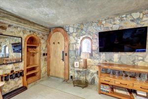 Casa Grotto