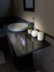 Dainfern Fourways apartment with private garden and scenic views