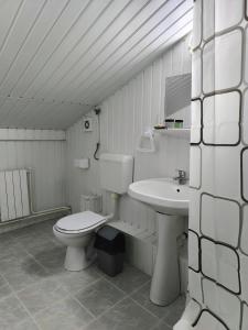 Friendly House