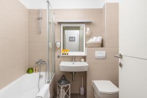 Sunny Resort apartment with sea view 1142