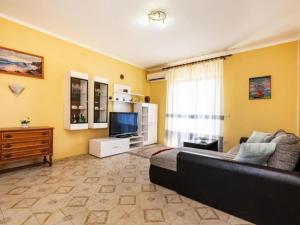 Two Bedroom Apartment with Terrace