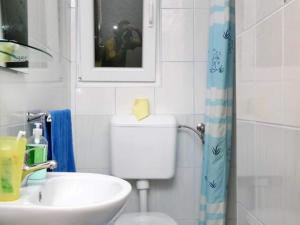 Four Bedroom Holiday Home