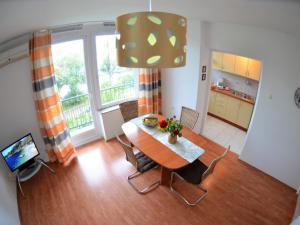 Two Bedroom Apartment with Terrace and Sea View