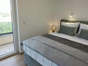 Villa Sunrise with Outdoor Pool - 4 Bedroom & Pool