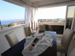 Okrug Gornji Luxurious Escape Villa with Pool - Five Bedroom Villa with Pool