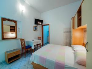 Studio apartment Tina 3