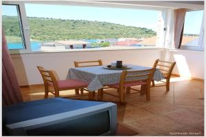 Apartments Juras - Studio Apartment with Sea View Marija