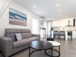 Apartment Baricevic - Two Bedroom Apartment with Balcony