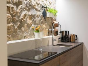 Vibrant and Elegant Downtown Krk Apartments - Studio Apartment