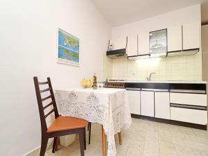 Apartments Villa Cebalo Kor ula - Two Bedroom Apartment with Terrace and Sea View LANA