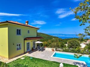 Wonderful Brsec Apartments with Sea View and Shared Pool - Standard One Bedroom Apartment