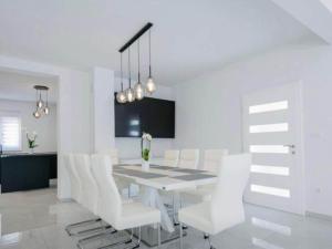 Villa Rest for the soul - Four Bedroom Villa