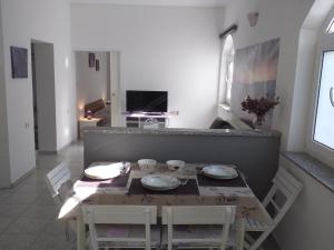 Apartments Lavanda & More - One Bedroom Apartment with Shared Terrace
