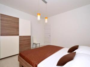 Holiday Home Mery - Two Bedroom House