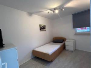 Family House Aldo - Family House with Four Bedrooms and Sea View