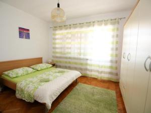 Spacious Beachfront Apartment Ciovo - Four Bedroom Apartment with Sea View