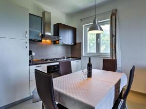 Wonderful Brsec Apartments with Sea View and Shared Pool - Comfort One Bedroom Apartment