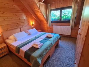 Apartments Plitvice forest - Two Bedroom Apartment with Terrace