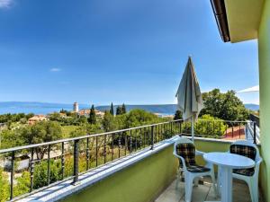 Wonderful Brsec Apartments with Sea View and Shared Pool - Comfort One Bedroom Apartment
