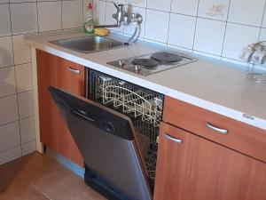 Apartments Lavanda & More - Three Bedroom Apartment with Shared Terrace