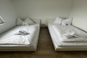 Villa Marija - Two Bedroom Apartment with Sea View