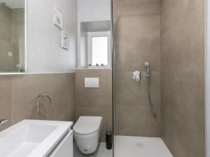 Apartments Bregha - Three Bedroom Apartment with Sea View