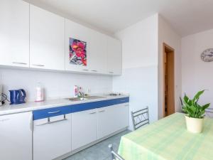 Charming Trogir Apartments with Balcony - Comfort One Bedroom Apartment