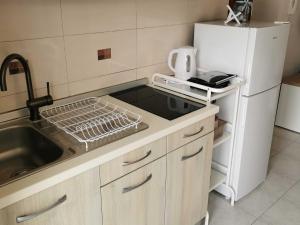 One Bedroom Apartment with Balcony and Sea View