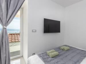 Apartments Bregha - Three Bedroom Apartment with Terrace