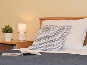 Apartments Nina - One Bedroom Apartment with Balcony A2