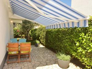 Apartment with terrace and 1 room