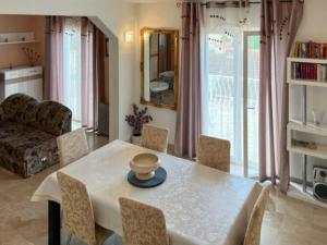 Holiday Home Aurora - Three bedroom Holiday Home