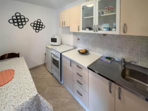 Holiday Home Aurora - Three bedroom Holiday Home