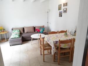 Lumbarda Resort Apartments - Comfort Two-Bedroom Apartment D8