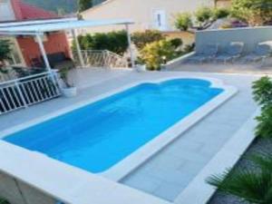 Apartments Bleu - One Bedroom Apartment with Balcony and See View 2