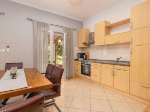 Wonderful Krk Island Stay Shared Pool, Grill Patio, and Nearby Beaches - Two Bedroom Apartment