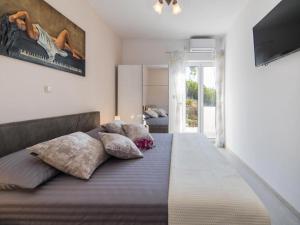 Apartments Tafra - One Bedroom Apartment