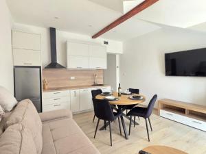 Penthouse Apartment Dijana - One Bedroom Apartment with Terrace