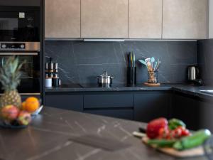 Luminous Infinity Villa with Pool and Gym - Six Bedroom Villa with Pool