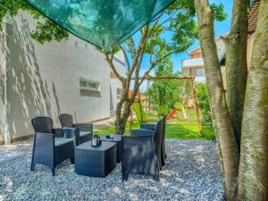 Five Bedroom Villa with Private Pool