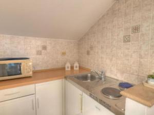 Mediterranea - One Bedroom Apartment with Sea View