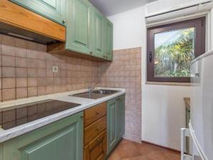 Apartment with balcony and 1 room