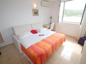 Beachfront Apartments Tamarix - Superior One Bedroom Apartment Grand 3