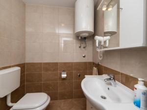 Apartments Nmn - Studio Apartment with Balcony 3