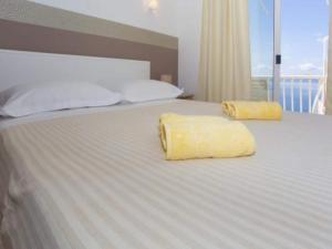 Sea View Apartments Lendic Podgora - Classic Studio Apartment with Terrace and Sea View