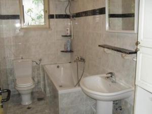 Apartments White House - One Bedroom apartment with Balcony 4