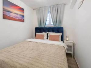 Two Bedroom Apartment with Terrace